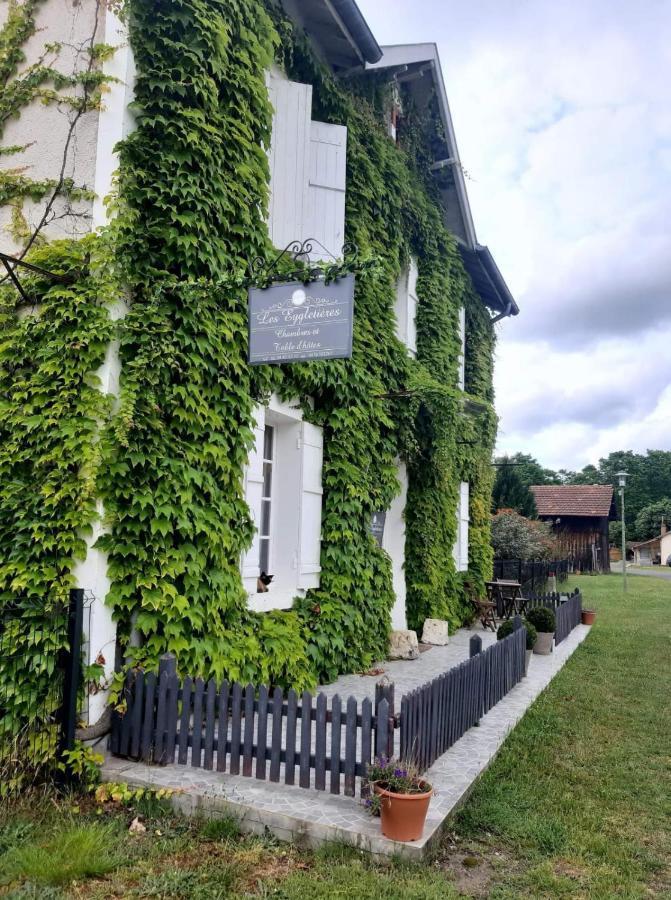 Bed and Breakfast Les Eygletières à Bourriot-Bergonce Extérieur photo